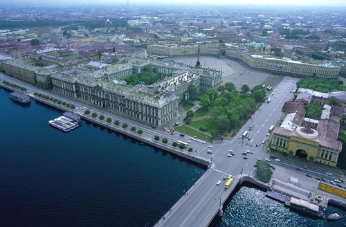 St. Petersburg Valisi'ne nasıl yazılır?