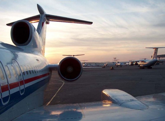 Domodedovo Havaalanı için nasıl alınırım