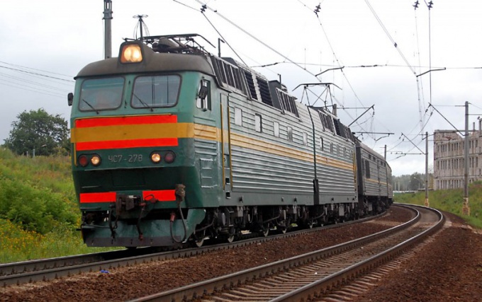 Omsk'dan Novosibirsk'e giden tren bileti fiyatı ne kadardır?